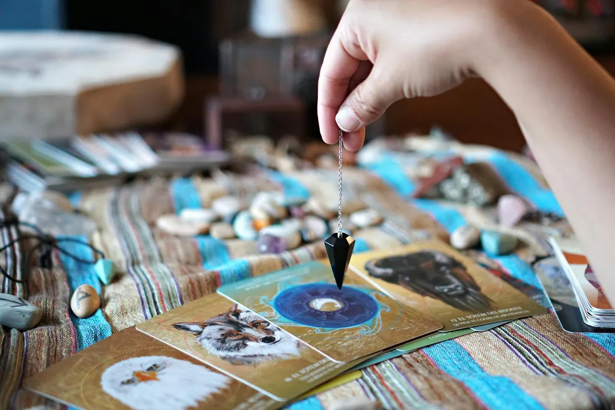 Dowsing — Metaphysical health practice