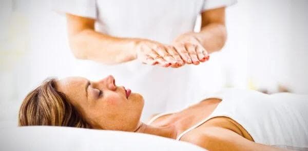 Understanding Usui Reiki: A Path to Energetic Balance and Relaxation