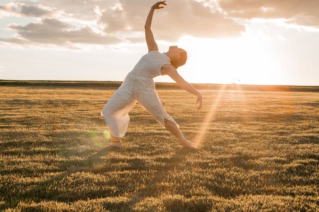 Auric Field Regeneration Research Review: Evidence for Energy Field Healing — holistic health