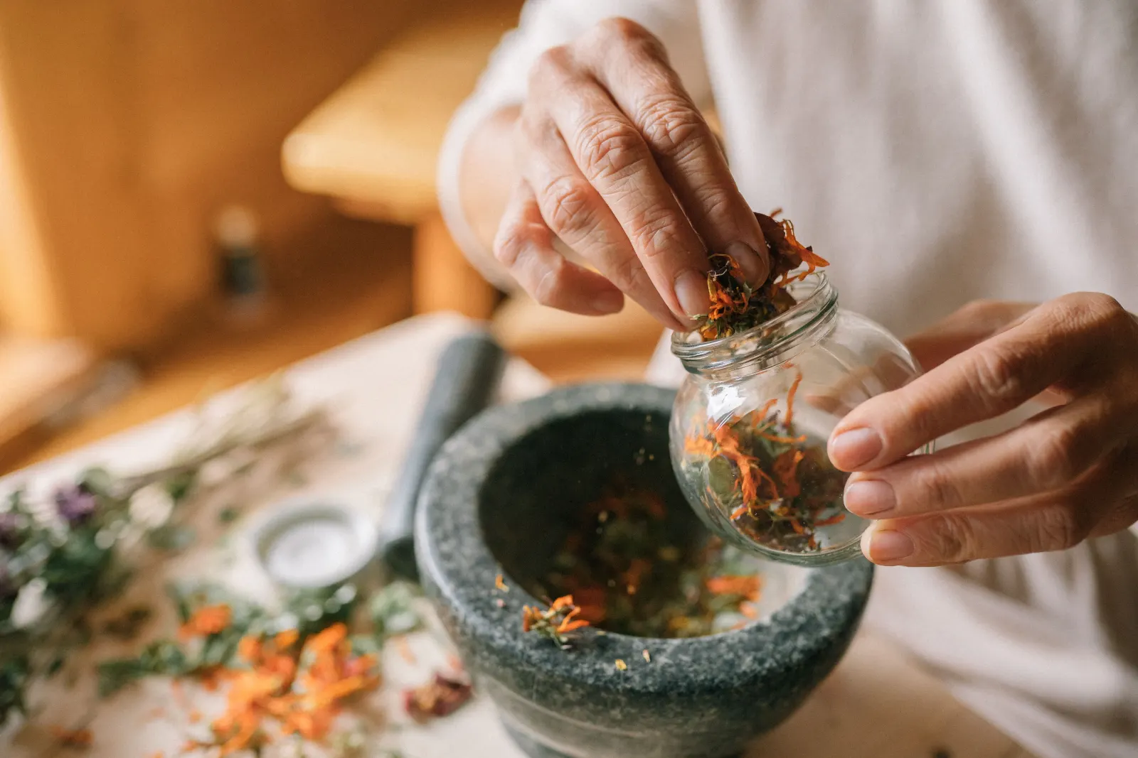 Herbal Poultice Therapy — Alternative health practice
