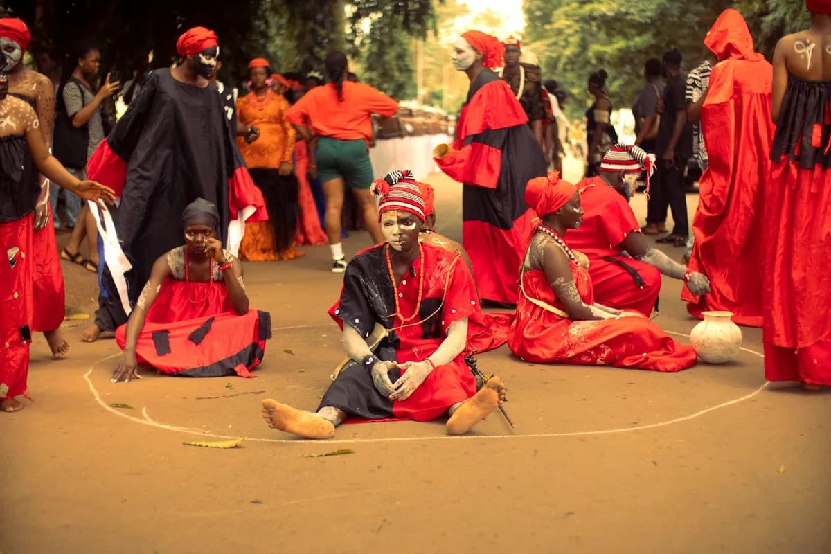 Ifá Divination (West Africa) — Holistic health practice