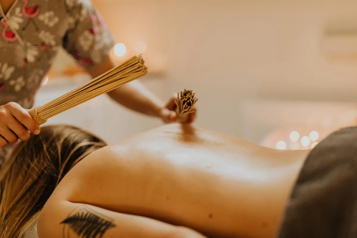 Moxibustion — Holistic health practice