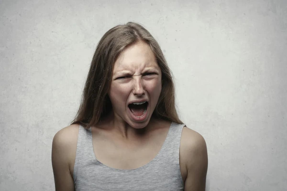Intense Emotional Flashbacks — health symptom