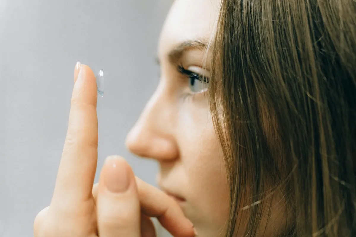 Limited Eye Contact — health symptom