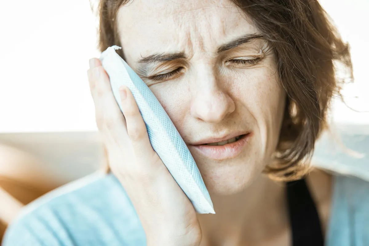 Pain lasting more than 3 months — health symptom
