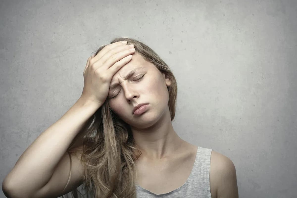 Physical symptoms (headaches, digestive issues) — health symptom