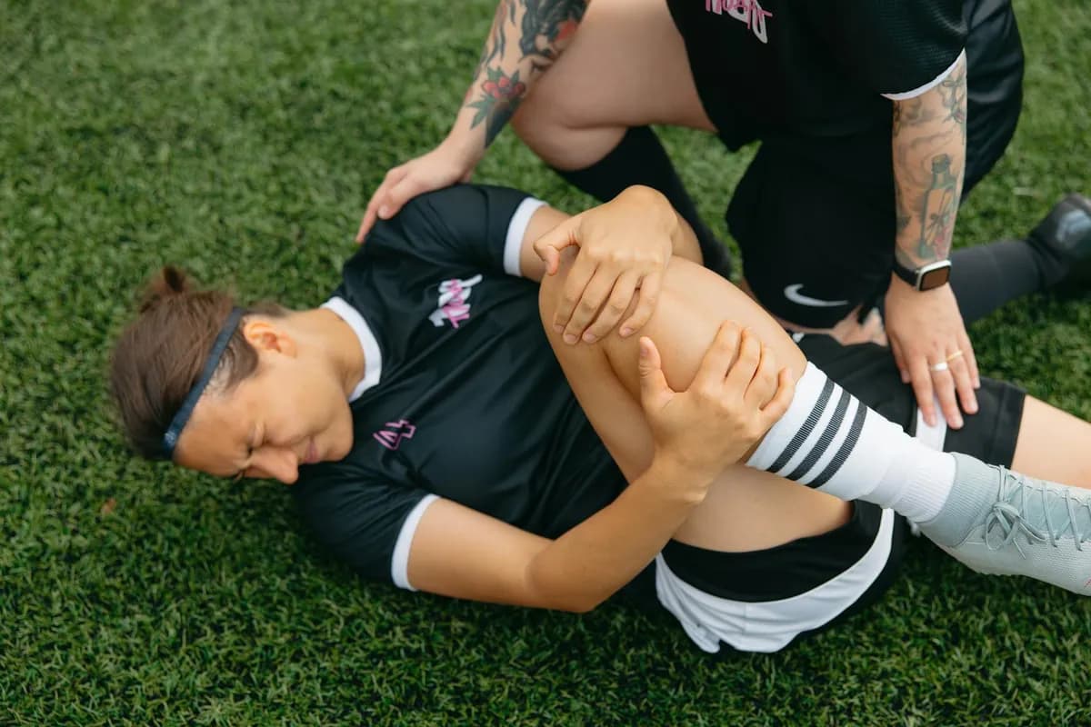 Sharp Knee Pain — health symptom